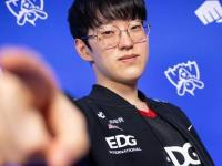 关于Scout连续五场比赛得分超过险胜，巴塞罗那不断突破！的信息-开云综合入口